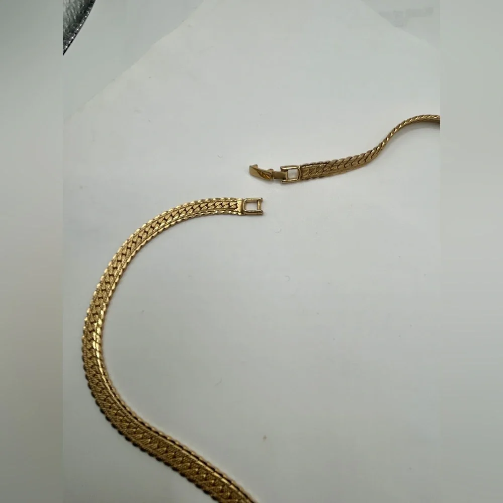 Vintage Herringbone 10k Gold-Plated Chain Necklace SZ 19” Unisex Style - Picture 5 of 12